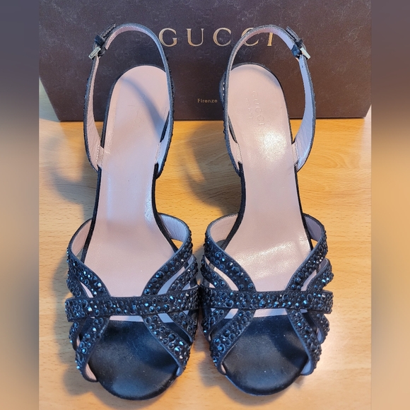 Gucci sandals 36.5 - Picture 2 of 6